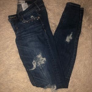 hollister ripped jeans